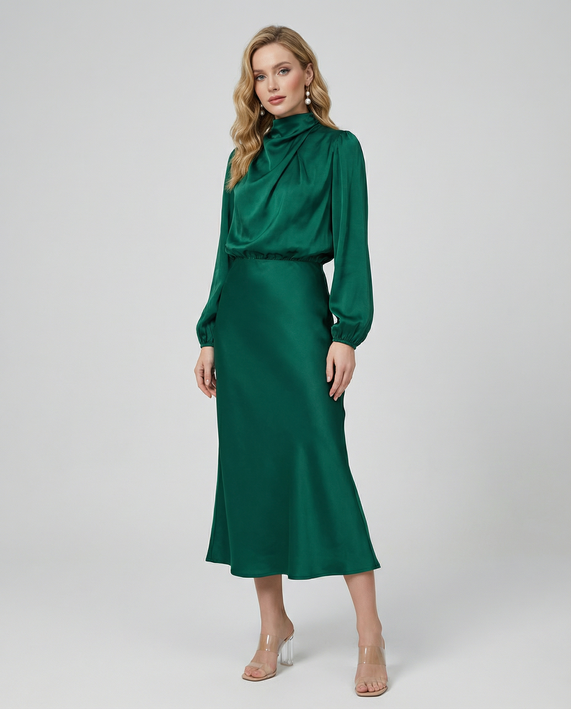 Satin-Abendkleid in Dunkelgrün, langarm, mit Wasserfall-Ausschnitt und Midi-Länge