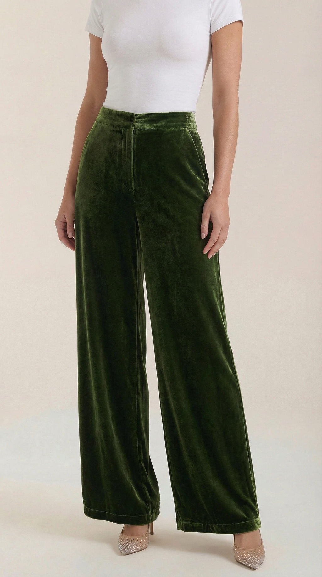 Damen Samthose mit weitem Bein, dunkelgrün, elastischer Bund, Falten vorn