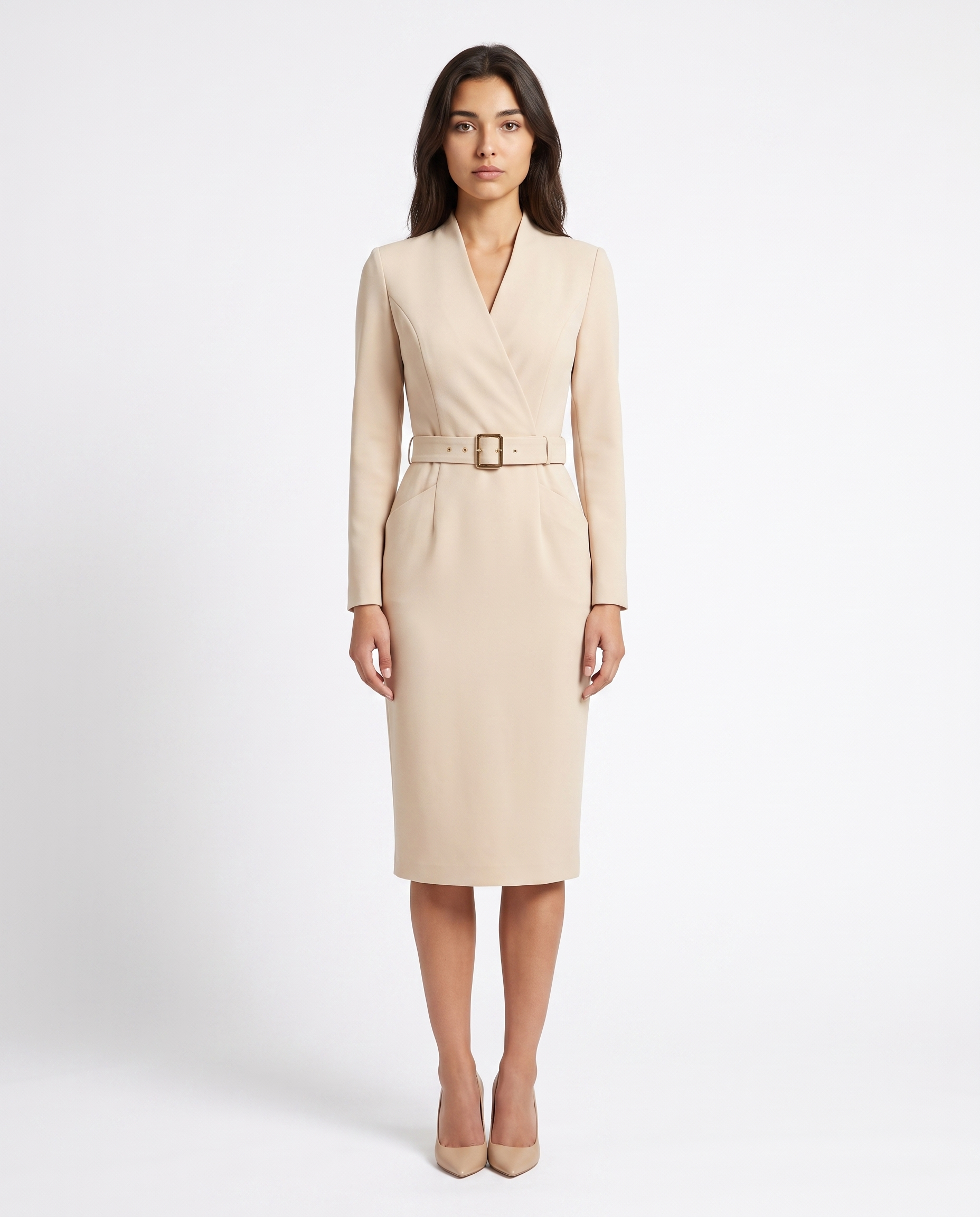 Beiges Midikleid mit Wickeloptik, Taillengürtel und langen Ärmeln