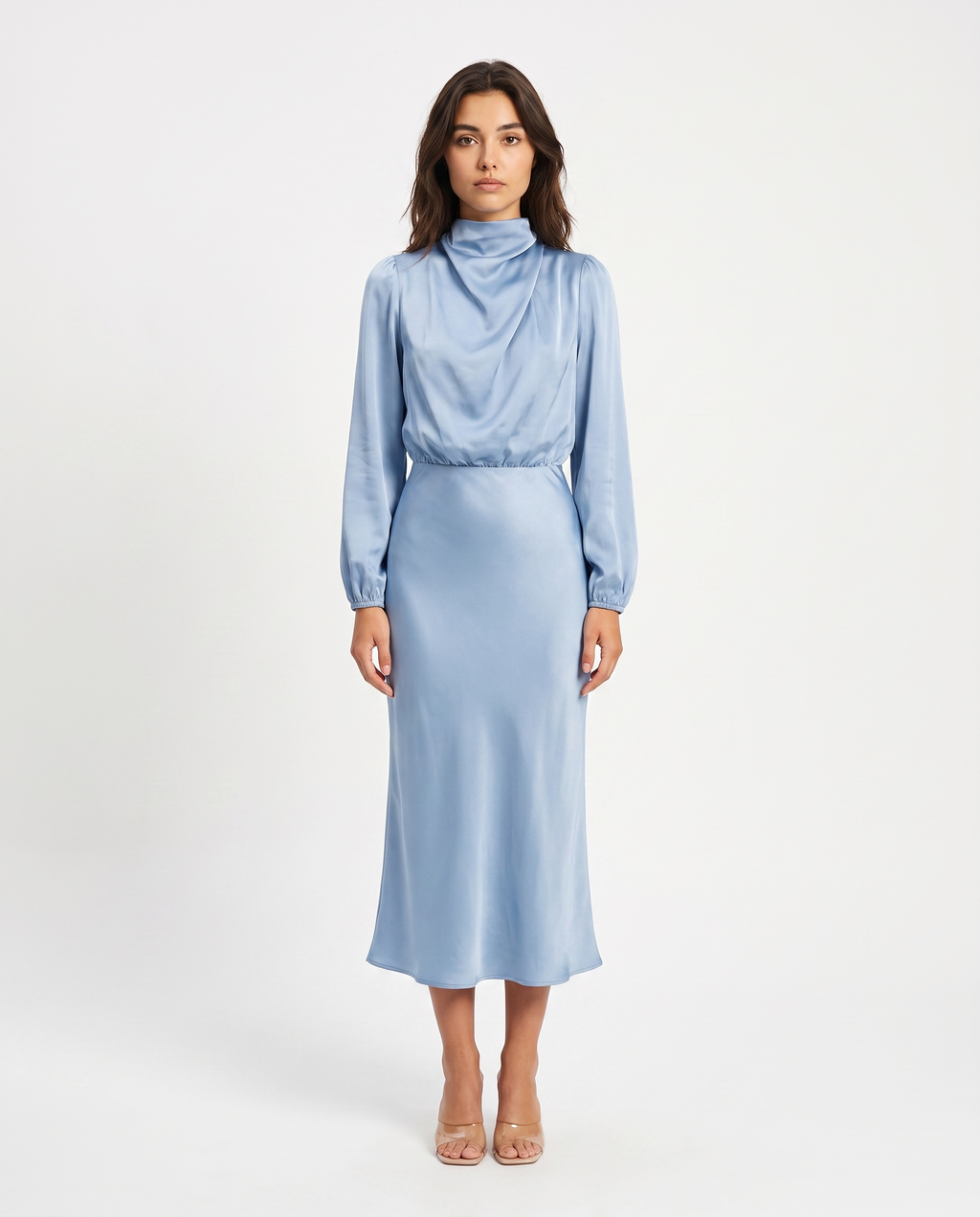 Satin-Abendkleid in Hellblau mit hochgeschlossenem Wasserfall-Ausschnitt und langen Ärmeln