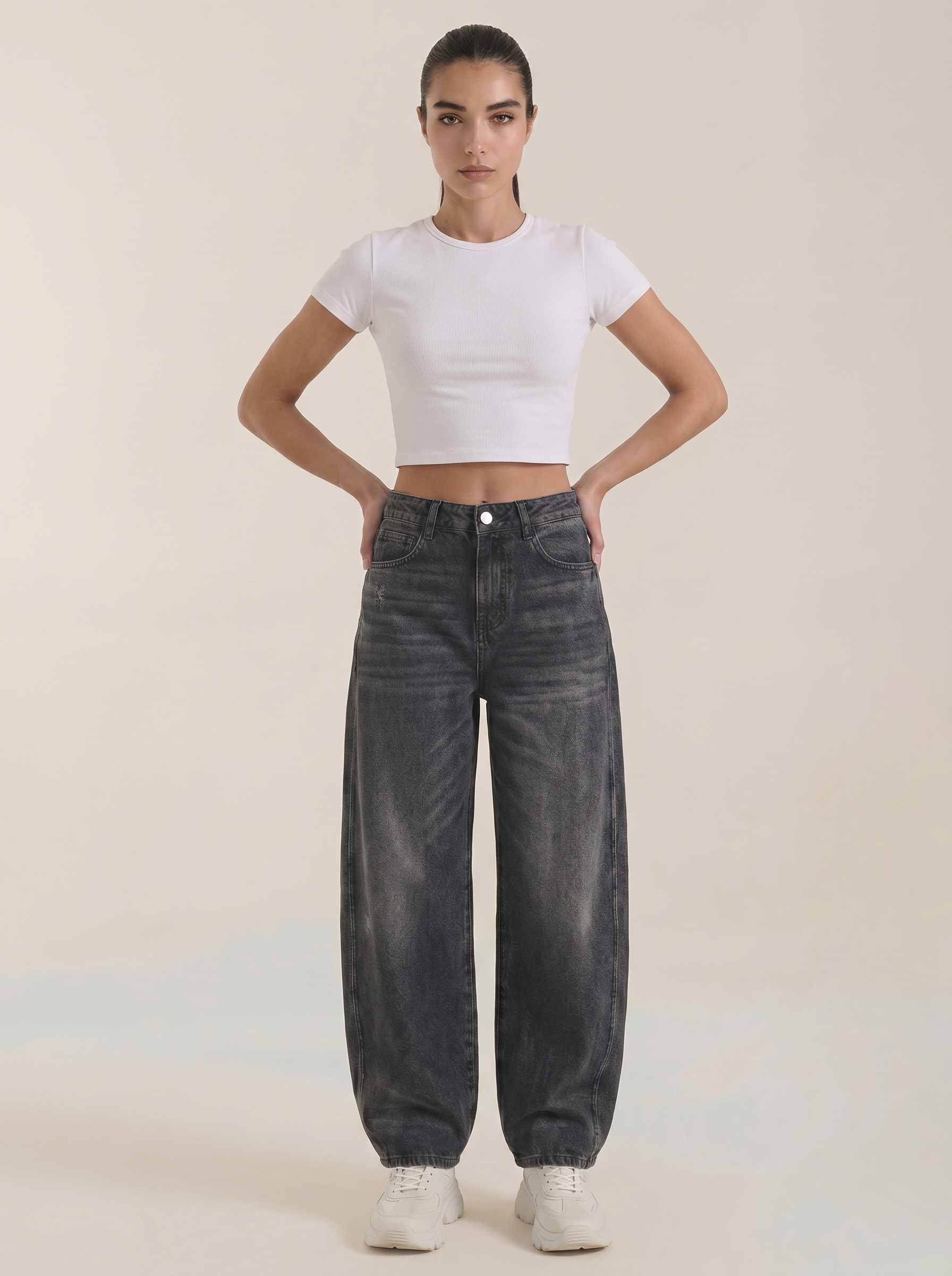 Dunkelgraue bis schwarze Damen-Jeans mit weitem Bein, Knopfverschluss, 5-Pocket-Style